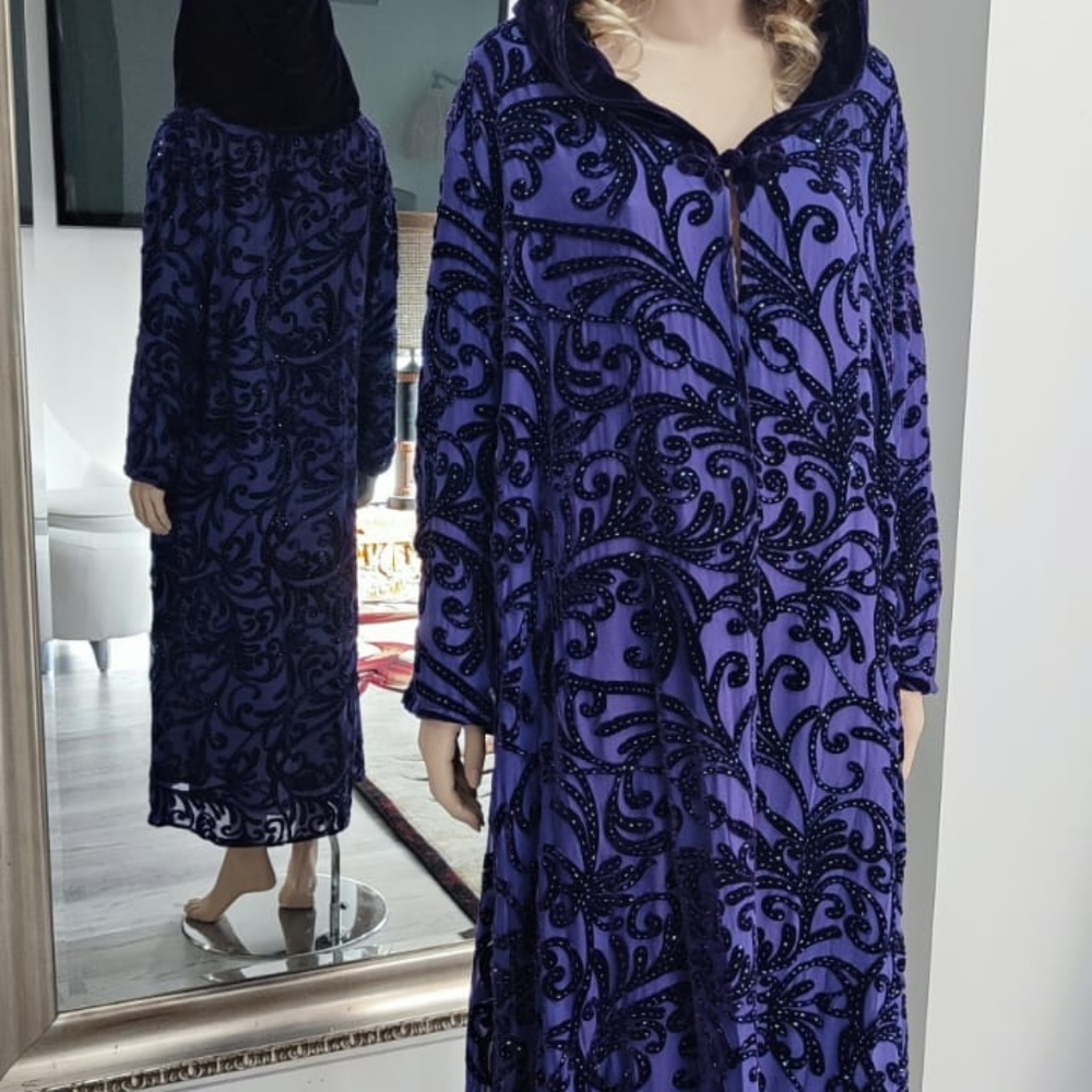 Purple Beaded & Hooded Robe - Picture 4 of 4
